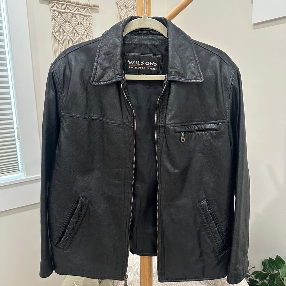 Wilsons Black Genuine Leather Zip Jacket Women’s S / M